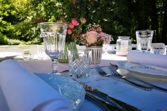 Tisch im Garten, Foto: Tagen + Feiern im Grünen GbR