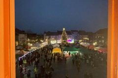 Jüterboger Weihnachtsmarkt mit Blick auf den Marktplatz, Foto: Stadtmarketing Jüterbog, Lizenz: Stadt Jüterbog