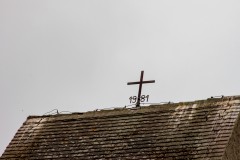 Kreuz auf dem Kirchturm der Dorfkirche Blankensee, Foto: TMB-Fotoarchiv/ScottyScout